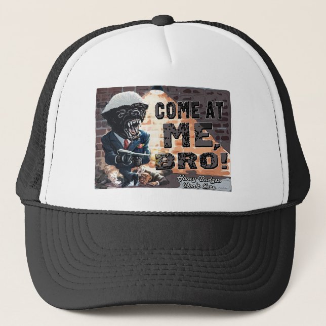 Casquette Blaireau de miel avec la mitrailleuse (Devant)