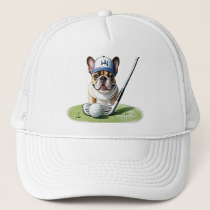 Casquette Bouledogue français sur un terrain de golf en vaca