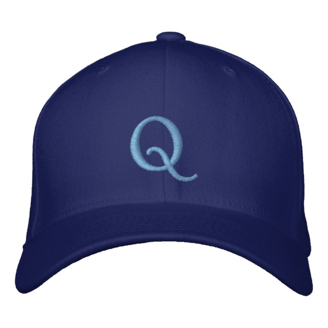 Casquette Brodée # 1 "Q" par : Opal01 (Devant)