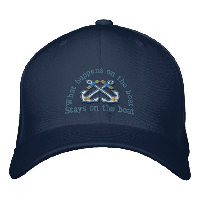 Casquette Brodée Ce qui se passe sur le bateau ... ancrages croisés (Devant)
