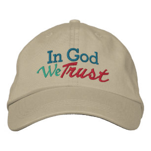 Casquette Brodée EN DIEU Nous avons confiance - Portez-le avec fier