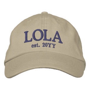 Casquette Brodée Lola Est Personnalisée.   Cadeaux pour grand-mère