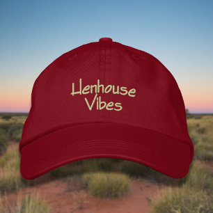 Casquette Brodée Poulailler ambiance lettrage en jaune clair