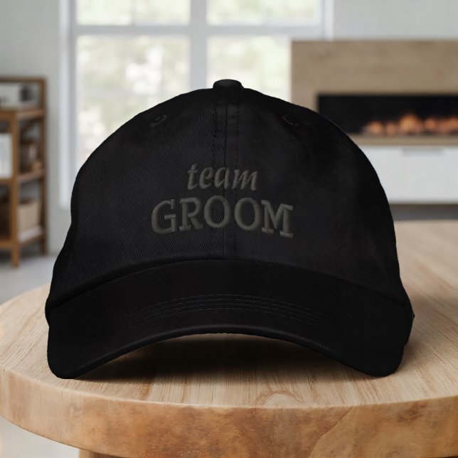 Casquette Brodée Team Groom Modern Simple Typographie Mariage (Créateur téléchargé)