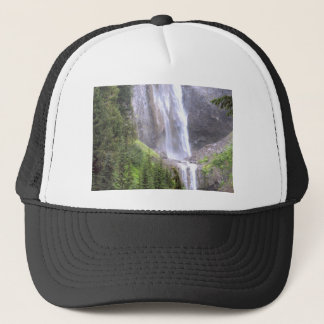 Casquette Cascades dans un paradis plus pluvieux de parc