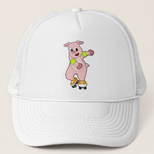 Casquette Cochon en patinage avec patins en ligne