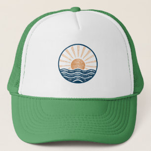 Casquette Coucher de soleil rétrograde au-dessus de la mer o
