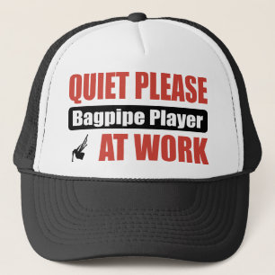 Casquette De tranquillité joueur de cornemuse svp au travail