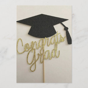 Casquette et félicitations diplômés sur invitation