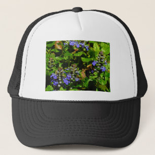 Casquette Fleur violette et abeille boursouflante