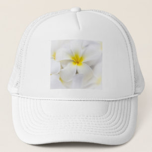 Casquette Fleurs florales de Plumeria de Frangipani blanc de