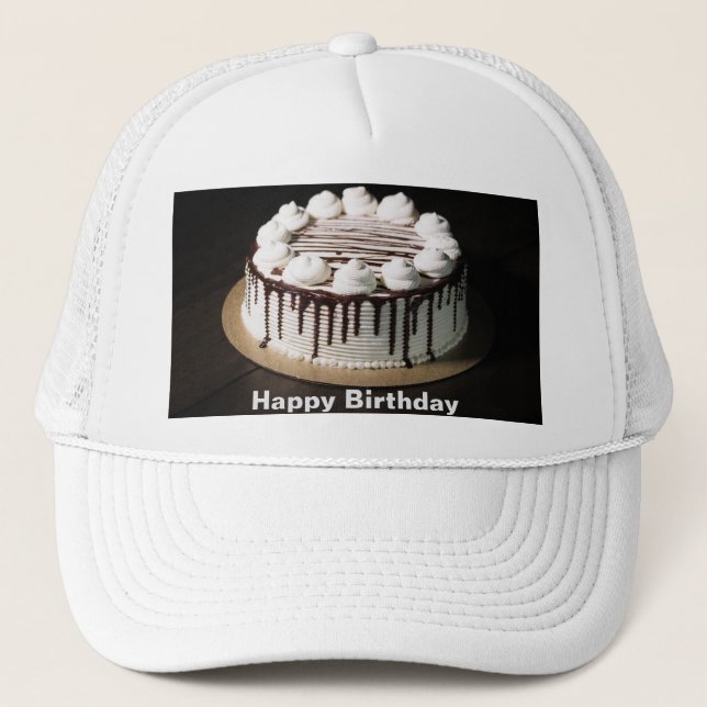 Casquette Gâteau d'anniversaire orné de morceaux blancs crém (Devant)