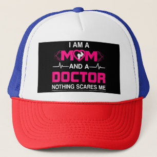 Casquette Je suis une maman et un docteur rien me fait peur