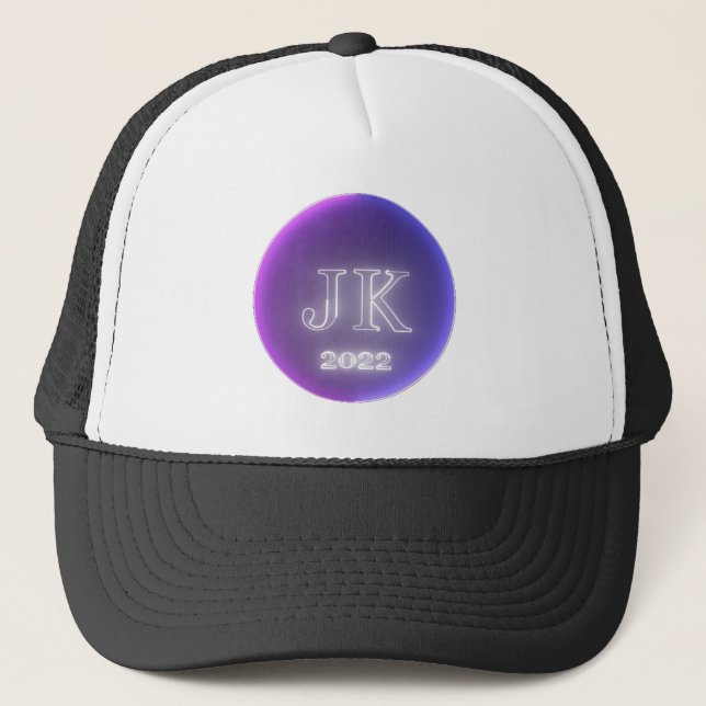 Casquette JK 2022 Trucker Hat Silver Coloured Text (Devant)