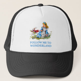Casquette Le lapin indique Alice, "suivez-moi au pays des