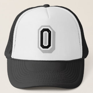 Casquette lettre grise noire O