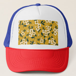Casquette motif floral vintage, petites fleurs blanches.
