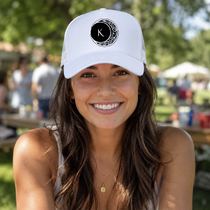 Casquette Nœud Celtique Monogramme Cercle Lunaire Noir Blanc