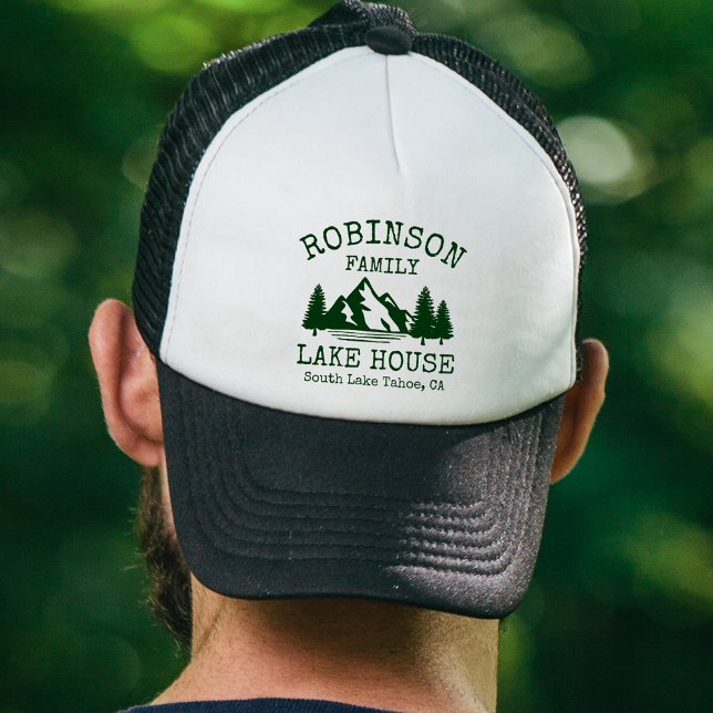 Casquette Nom de famille Lake House Forest Green Silhouette (Lake House, Cabin or other desired text. Several colors to choose from)
