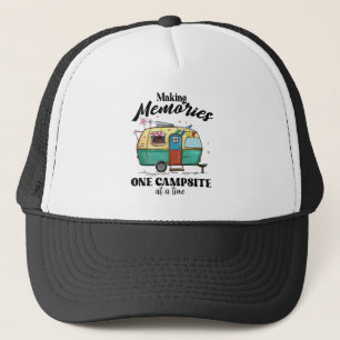 Casquette Œuvre d'art de mots de souvenirs de camping cool 