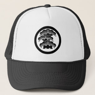 Casquette Pin à trois étages avec arashi L en cercle