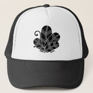 Casquette Plumes de faucon en forme de papillon