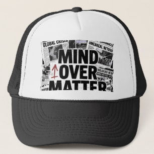 Casquette T-shirt à capuche graphique journalistique brutali