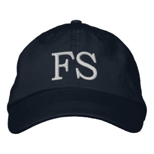 CASQUETTES MONOGRAMMÉES