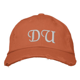 CASQUETTES MONOGRAMMÉS