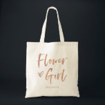 Casual Script | Chic Rose Gold Flower Girl Geschen Tragetasche<br><div class="desc">Diese stilvolle und schicke Geschenktasche aus Brautparty bietet moderne,  lässige Imitate Rose Goldskripttypografie,  die "Blütenmädchen" sagt,  und ein trendige Drehherz,  mit ihrem Namen in einem fett gedruckten Text. Das perfekte Hochzeitsgeschenk für Ihre gesamte Hochzeitsfeier.</div>