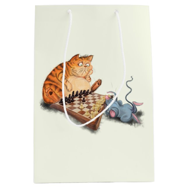 Cat and Mouse Playing Schach Cartoon Zeichn Funny Mittlere Geschenktüte (Vorderseite)