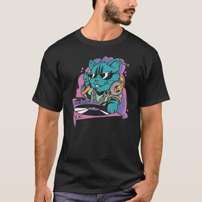 Cat at DJ desk T-Shirt (Vorderseite)