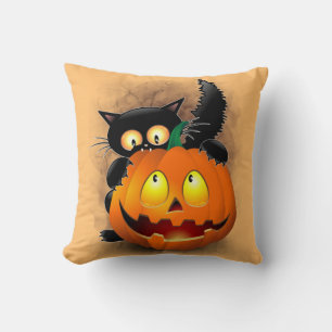 Cat Fun Halloween Charakter beißt einen Kürbis Kissen