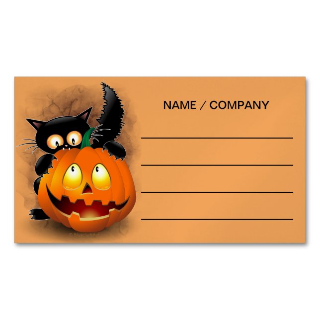 Cat Fun Halloween Charakter beißt einen Kürbis Magnetische Visitenkarte (Vorderseite)