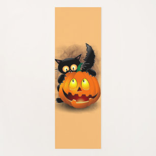 Cat Fun Halloween Charakter beißt einen Kürbis Yogamatte