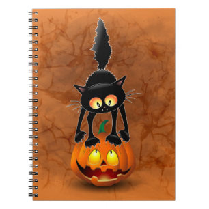 Cat Halloween erschreckter Cartoon auf Kürbiskröte Notizblock