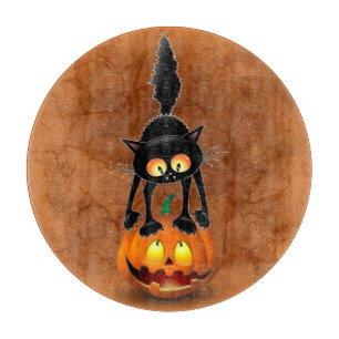 Cat Halloween erschreckter Cartoon auf Kürbiskröte Schneidebrett