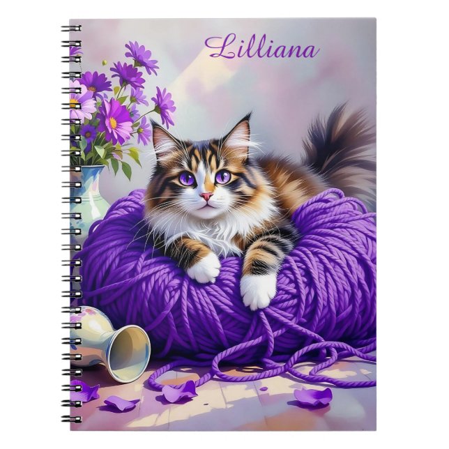 Cat  in Purple Yarn and Flowers Personalized Notizblock (Vorderseite)