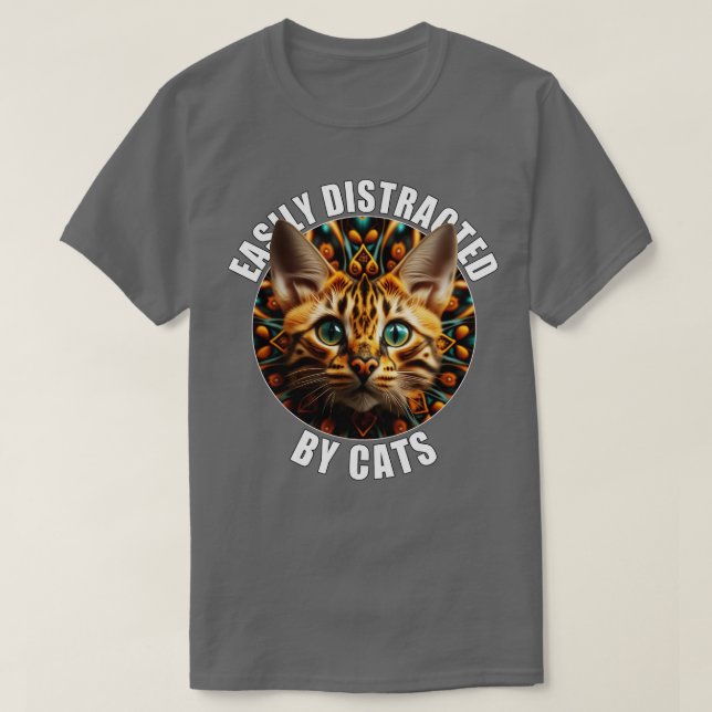 Cat Liebhaber von Katzen, die durch den Thro reise T-Shirt (Design vorne)