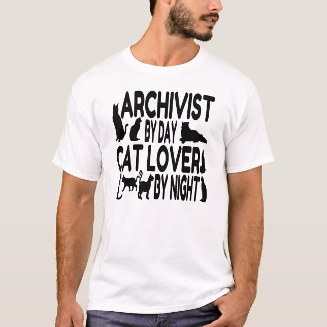 Cat Lover Archivist T-Shirt (Vorderseite)