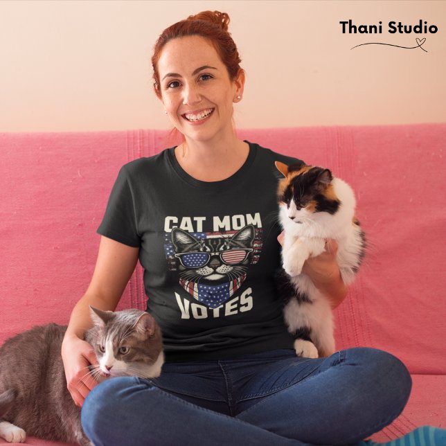 Cat Mama wählt Niedlich die amerikanische Flagge T-Shirt (Von Creator hochgeladen)