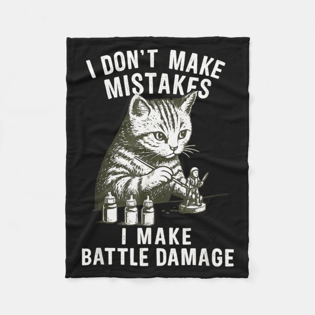 Cat Miniature Painter Battle Damage Funny Miniatur Fleecedecke (Vorderseite)