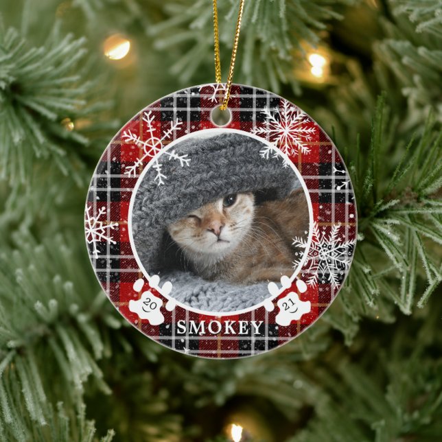 Cat Paw Print Red Snowflake Karierter Foto Name Ja Keramik Ornament (Baum)