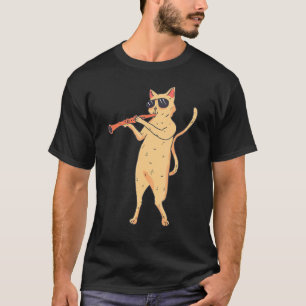 Cat Playing die Klarinette für T-Shirt