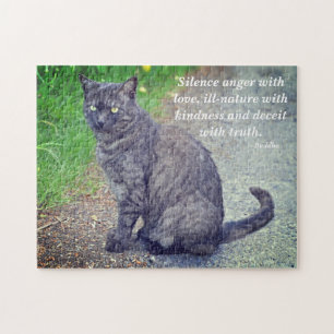 Cat posiing II Motivierend buddhistisches Zitat