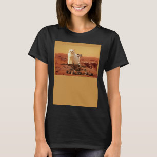 Cat Riding Mars Rover über ausländisches Gebiet T-Shirt