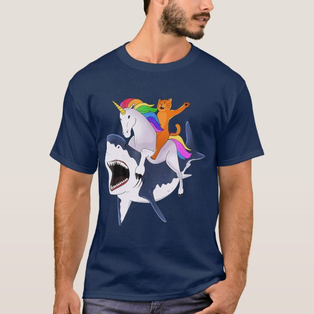 Cat Riding Unicorn Riding Shark Geschenk T-Shirt (Vorderseite)