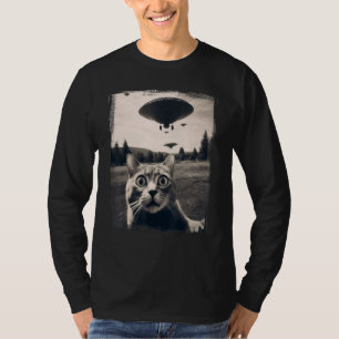 Cat Selfie Alien Invasion Meme Funny Kitten Niedli T-Shirt