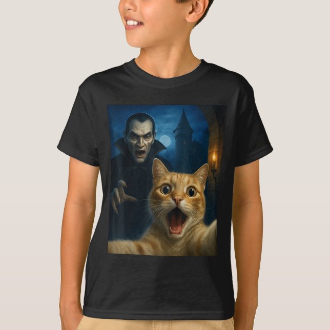 Cat Selfie With A Vamre Funny Cat  T-Shirt (Vorderseite)