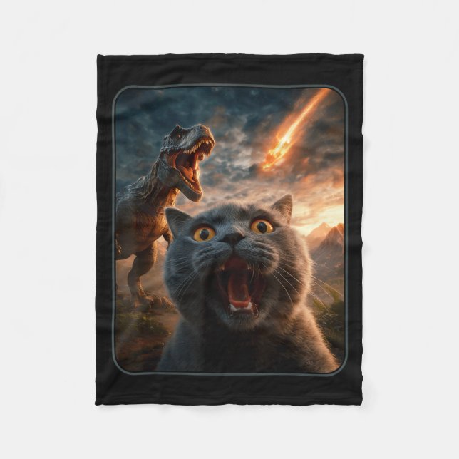Cat Selfie With T-rex Dinosaur Funny Cat T Rex Shi Fleecedecke (Vorderseite)